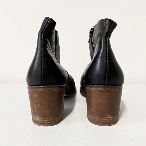 CLEARANCE - Minelli Black Leather Sherpa Lined Block Heel Ankle Boots - Picture 4 of 7